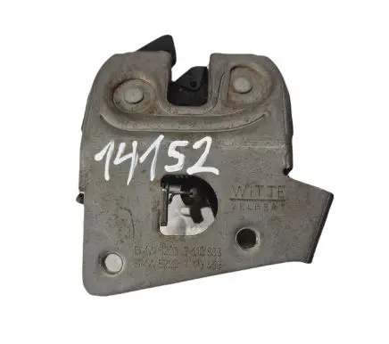 BMW 5 E60 E61 Seat back rest lock catch 7119459 BMW5220 7112861