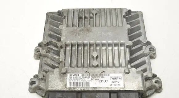 Volvo S40 Engine control unit/module ECU 30743623