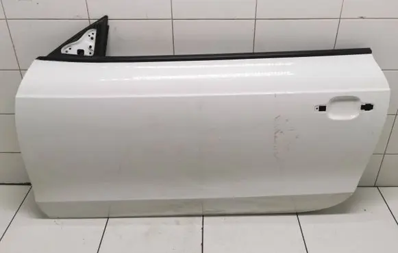 Door (2 Door Coupe)
