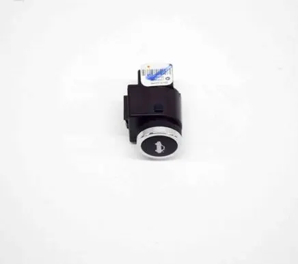 Maserati Quattroporte Tailgate/boot open switch button 68141864AA 10094024