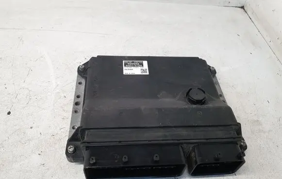 Toyota Prius (XW30) Engine control unit/module 8966147280 2753007393