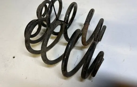 Audi A6 S6 C5 4B Rear coil spring