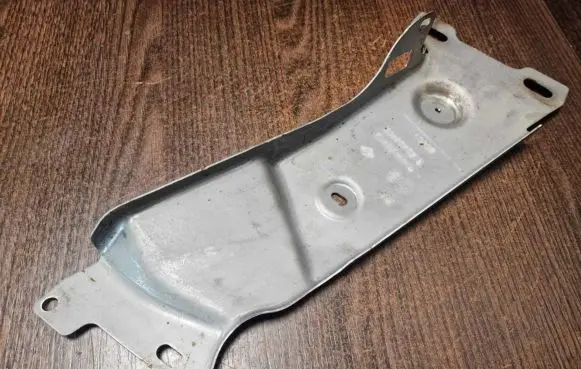 Opel Vivaro Front bumper skid plate/under tray 678909486R 078909486R