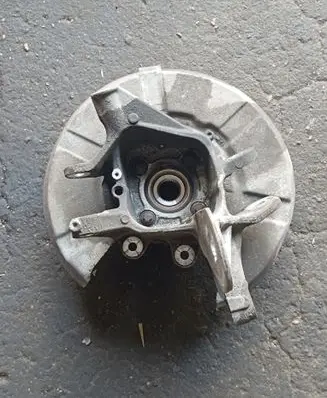 BMW 5 GT F07 Rear wheel hub spindle/knuckle 6797307