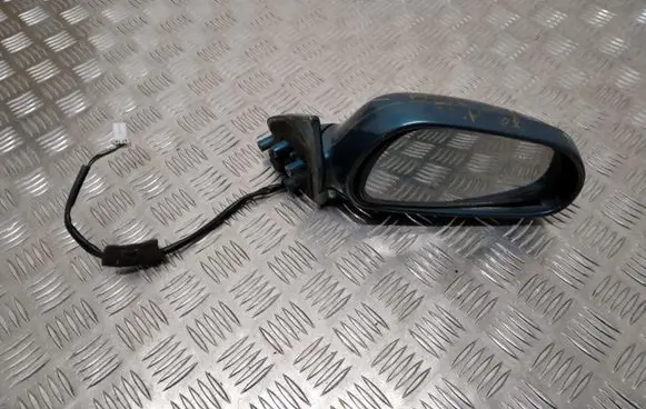 Mazda 626 Front door electric wing mirror E13010519