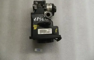 BMW X3 E83 Power steering pump 7692974536 32413450766