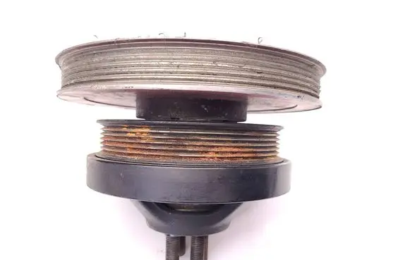Mercedes-Benz Sprinter W906 Crankshaft pulley A6510300703