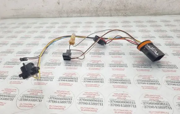 Volkswagen Touran I Headlight/headlamp wiring loom/harness 1304487037