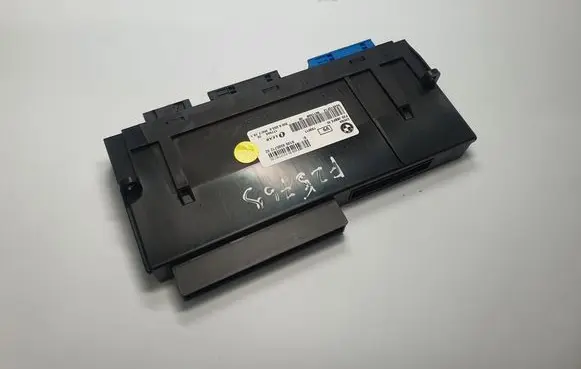 BMW X3 F25 Central body control module 9305712 61359305712 9304587
