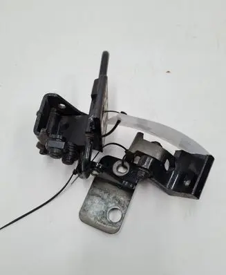 Volkswagen Touareg I Rear door hinge set 7L0833402 7L0833412