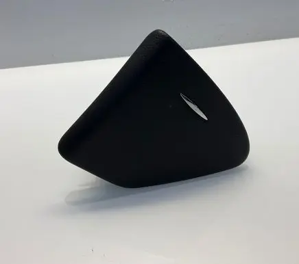 Mercedes-Benz CLS C219 Car ashtray A2198100230 20060922 00009E44