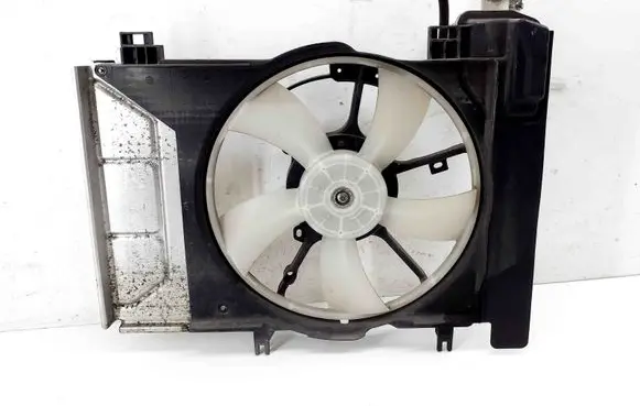 Toyota Yaris Radiator cooling fan shroud MF2220008033 MF4227506442
