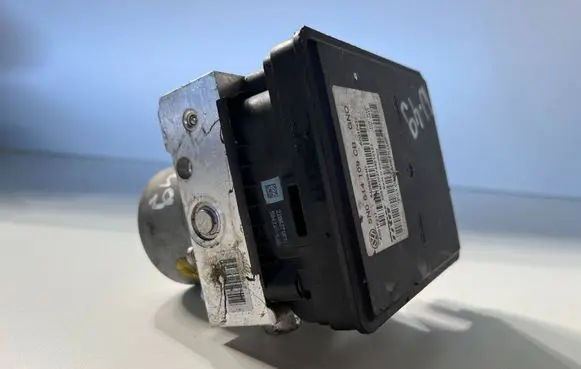 Volkswagen Sharan ABS Pump 5N0614109CB 54086984D A001F217