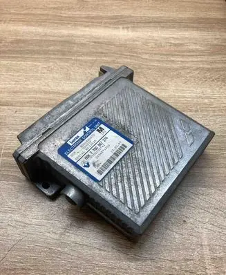 Mitsubishi Carisma Engine control unit/module ECU 7700867274 7700105742