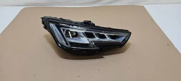 Audi A4 S4 B9 8W Headlight/headlamp 8W0941036
