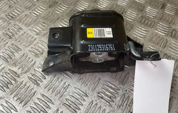 Hyundai i30 Engine mount bracket 21830 J9000 231129316761