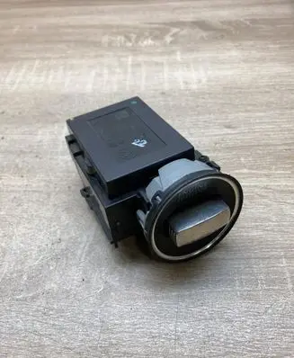 Volkswagen PASSAT B6 Ignition lock 3C0905843R
