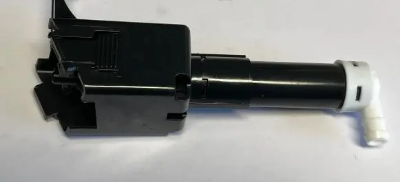 Toyota Camry Headlight washer spray nozzle 8520833010