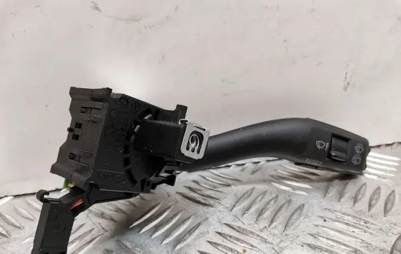 Audi A3 S3 A3 Sportback 8P Wiper control stalk 8P0953519A