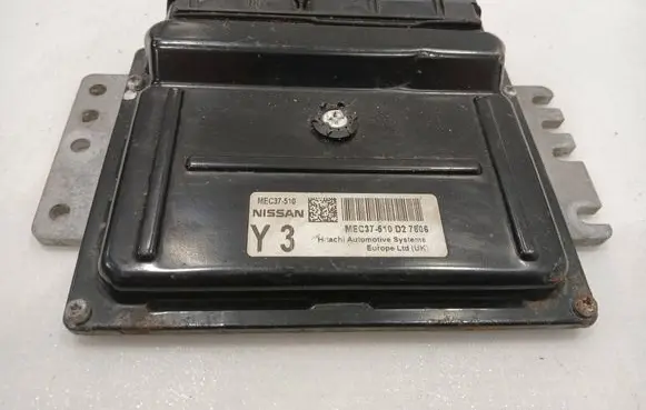 Nissan Note (E11) Engine control unit/module MEC37510
