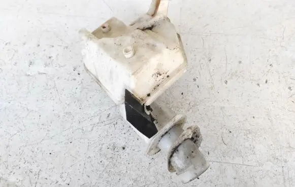 Intake resonator
