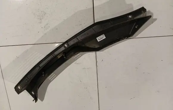 Renault Scenic II - Grand scenic II Wiper trim 8200183140
