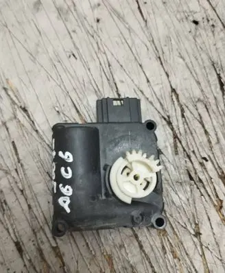 Audi A6 S6 C6 4F Air flap motor/actuator 0132801359 CZ1168803141