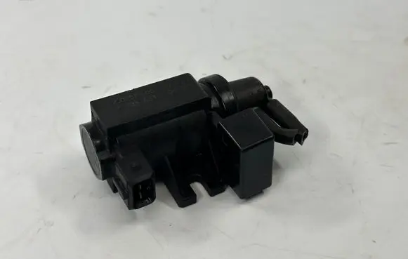 BMW X3 E83 Valve vacuum 7796634 11747796634 2247906