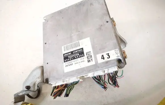 Toyota Avensis Verso Engine control unit/module 8966144300 89661-44300