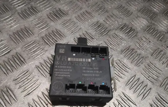 Mercedes-Benz C W204 Door control unit/module 2128203785 A2128203785