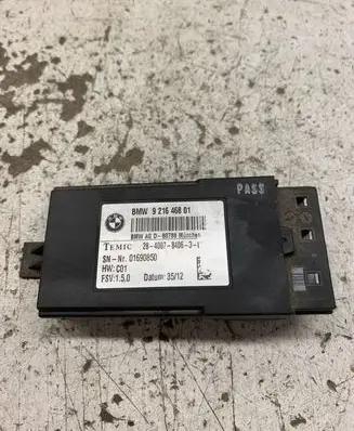 BMW 5 F10 F11 Seat heating relay 9216468 01690850 28400784063