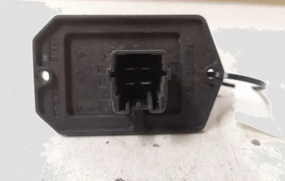 Toyota Avensis T250 Heater blower motor/fan resistor