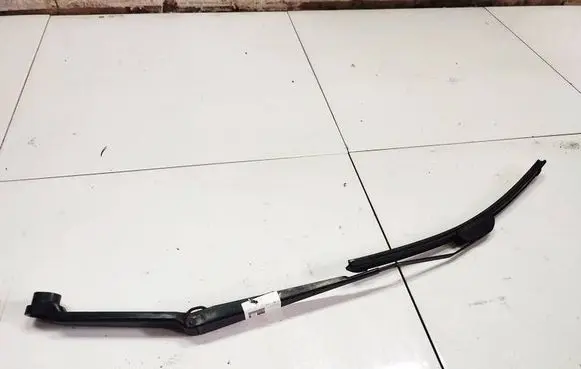 Subaru Forester SH Front wiper blade arm
