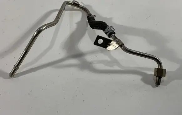 Seat Leon (5F) Brake vacuum hose/pipe 04L131552CQ 04L131582B