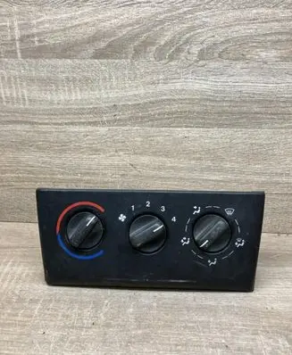 Opel Vectra B Climate control unit 86323