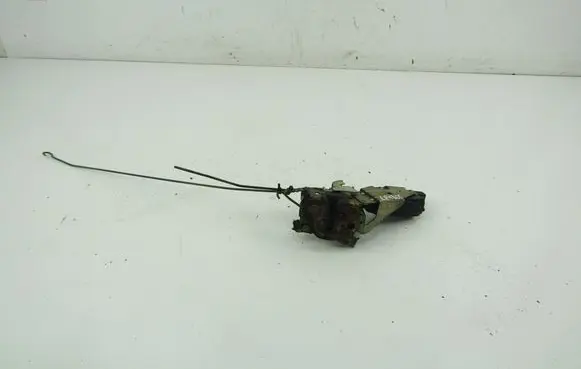 Opel Vectra A Front door lock 