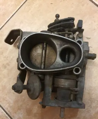 Audi 100 S4 C4 Throttle body valve 053063Ar B3237