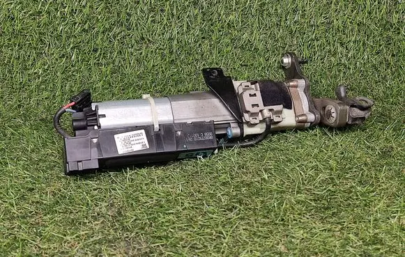 Audi Q5 SQ5 Tailgate/trunk/boot lift motor 8R0827851B 8R0827851
