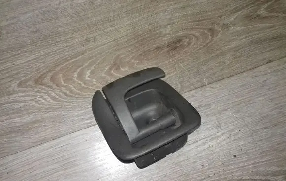 Volvo V70 Engine bonnet (hood) release handle 30634786
