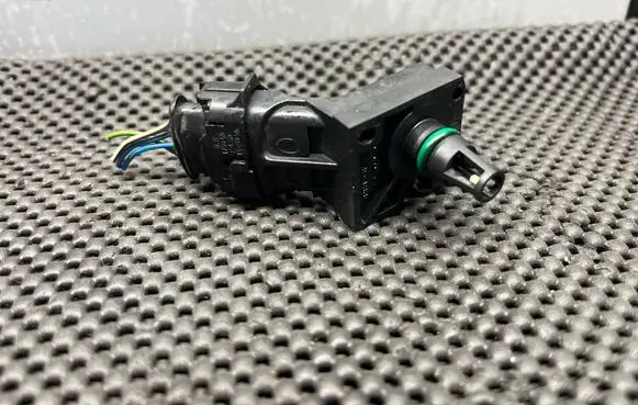 Volvo V70 Air pressure sensor 31355462