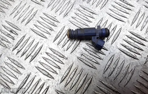 KIA Ceed Fuel injector 3531028000
