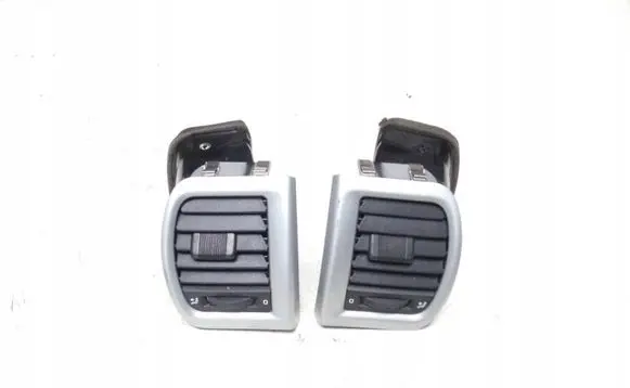Skoda Roomster (5J) Dashboard side air vent grill/cover trim 5J0819701E5J
