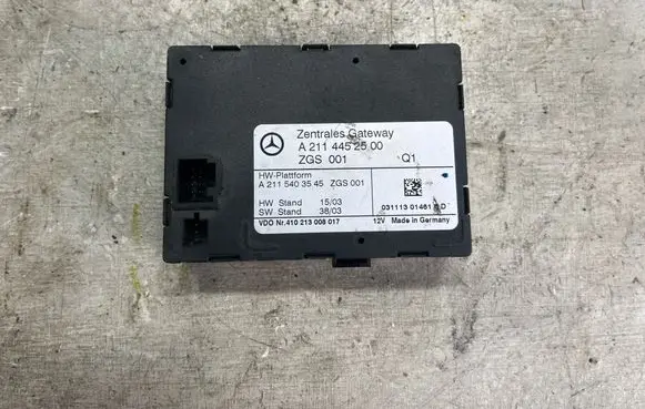 Mercedes-Benz E W211 Gateway control module A2114452500 410213008017 A2115403545
