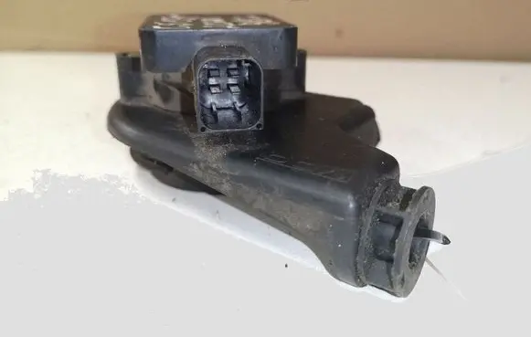 Citroen C5 Accelerator pedal position sensor 9643365680 445821001002
