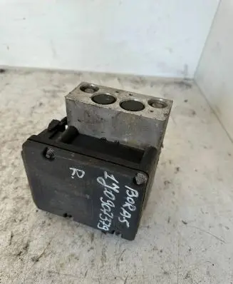 Volkswagen Golf IV ABS Pump 1J0907379R