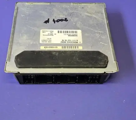 Mercedes-Benz C W203 Engine control unit/module A1111531979 101109331924 5WK90404