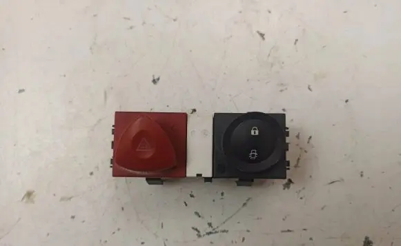 Renault Megane II Hazard light switch 8200095493