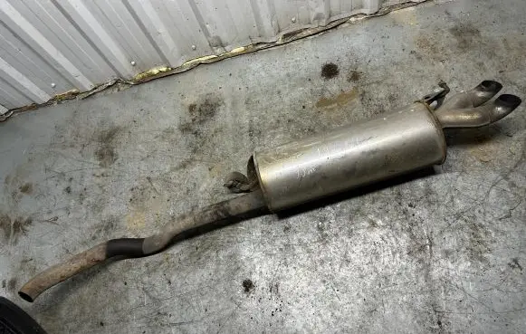 Volkswagen PASSAT B5 Rear muffler/silencer tail pipe 