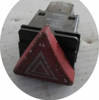 Audi A3 S3 A3 Sportback 8P Hazard light switch 8P0941509