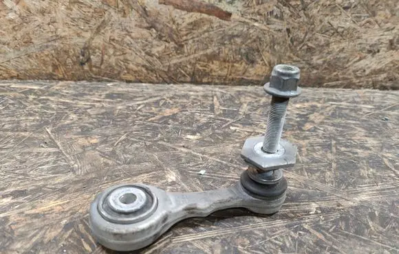 Alfa Romeo Stelvio Rear traction arm rod K206803